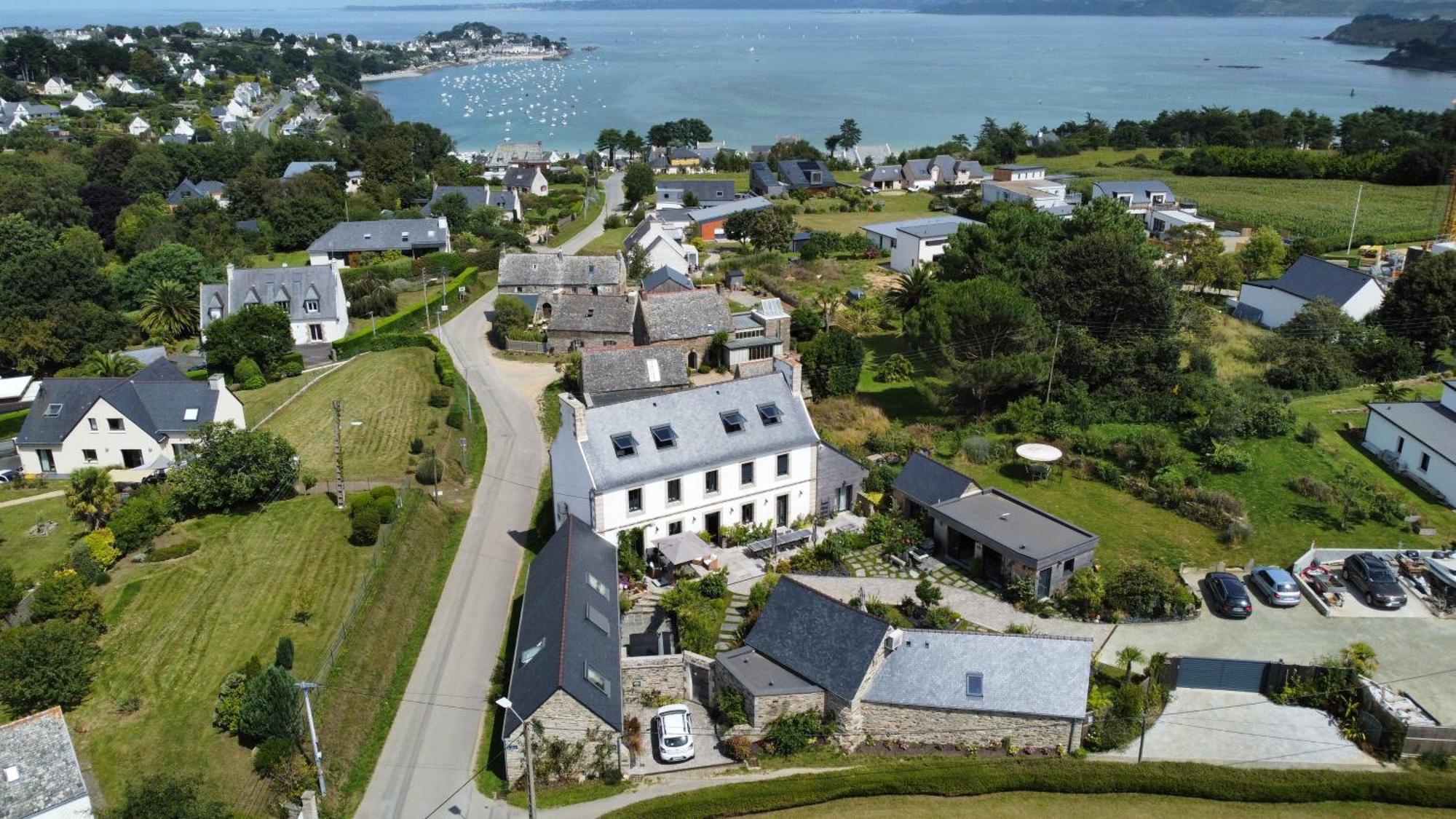 L'Ardoisiere, Maison D'Hotes Et D'Amis Locquirec Exterior photo